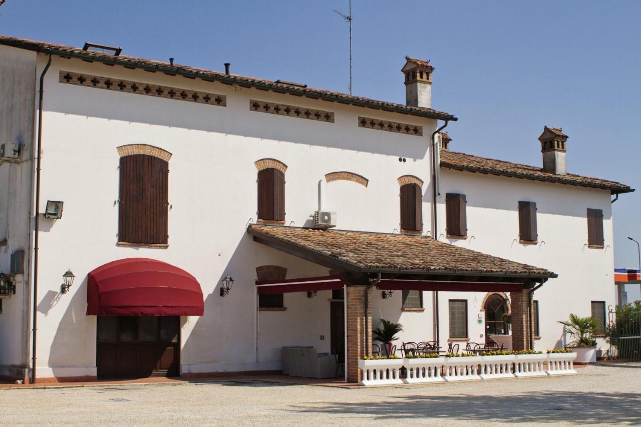 La Dei Gagliardi Hotel 3*